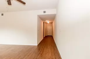 1401 E East 4th St, Austin, TX 78702 - Photo 5