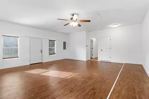 205 Homestead Rd, Kyle, TX 78640 - Photo 7