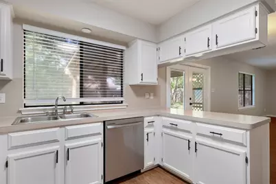 2407 Wood Chase Trail, Austin, TX 78728 - Photo 19