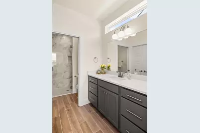 802 S Creek Street #100, Fredericksburg, TX 78624 - Photo 11