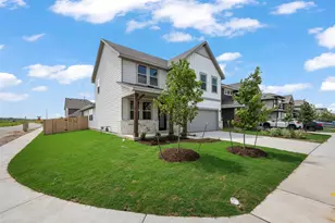 332 Willow Heights Drive, Hutto, TX 78634 - Photo 3