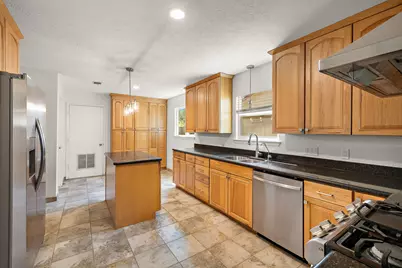 11608 Tanglebriar Trail, Austin, TX 78750 - Photo 11
