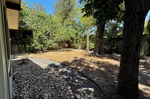 2012 De Verne St, Austin, TX 78704 - Photo 21
