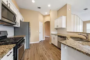 303 McCoy Ln, Hutto, TX 78634 - Photo 11