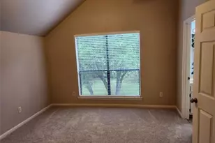 305 Forest Dr, San Marcos, TX 78666 - Photo 5