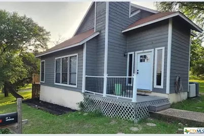 305 Forest Drive, San Marcos, TX 78666 - Photo 9