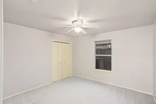 409 Lydia Ln, Thrall, TX 76578 - Photo 17