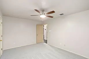 409 Lydia Ln, Thrall, TX 76578 - Photo 23