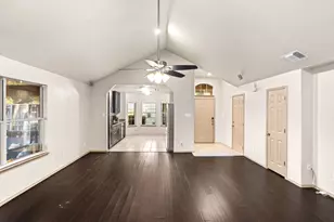 409 Lydia Ln, Thrall, TX 76578 - Photo 7