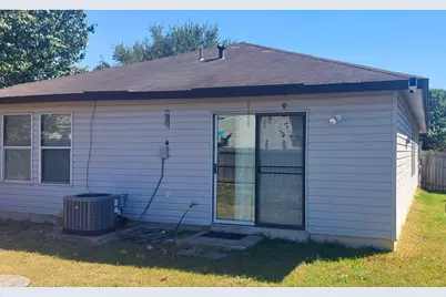 3851 Cherokee Boulevard, New Braunfels, TX 78132 - Photo 11