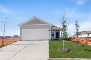 108 Summer Dr, Elgin, TX 78621 - Photo 3