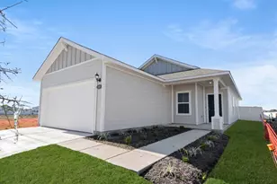 108 Summer Dr, Elgin, TX 78621 - Photo 1