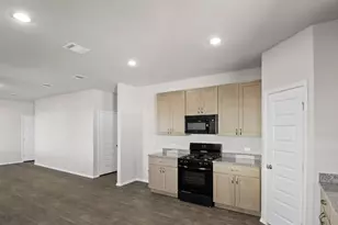 108 Summer Dr, Elgin, TX 78621 - Photo 21