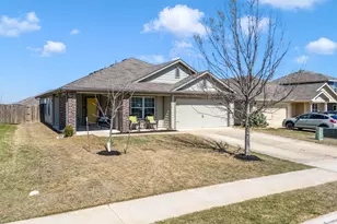 117 Garcitas Creek Ln, Hutto, TX 78634 - Photo 3