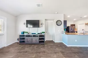 117 Garcitas Creek Ln, Hutto, TX 78634 - Photo 17