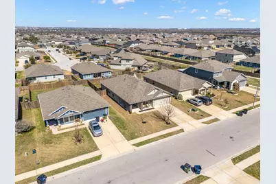 117 Garcitas Creek Lane, Hutto, TX 78634 - Photo 5