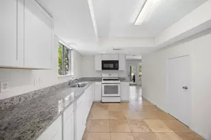 1038 Wisteria Trail, Austin, TX 78753 - Photo 9