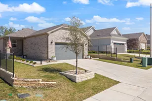 112 Clay Hl St, Georgetown, TX 78633 - Photo 3