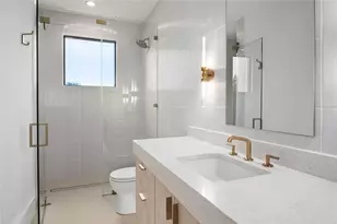 2401 Oakhaven Cir, Austin, TX 78704 - Photo 31