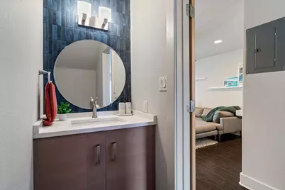 1101 Grove Boulevard #203, Austin, TX 78741 - Photo 13