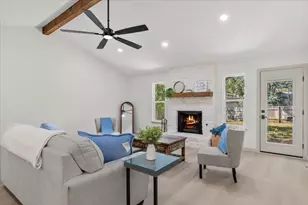 12006 Trianon Ln, Austin, TX 78727 - Photo 11
