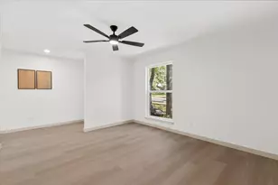 12006 Trianon Ln, Austin, TX 78727 - Photo 7