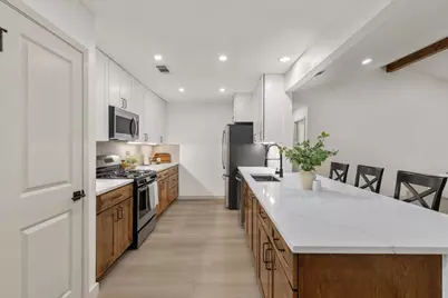 12006 Trianon Lane, Austin, TX 78727 - Photo 9