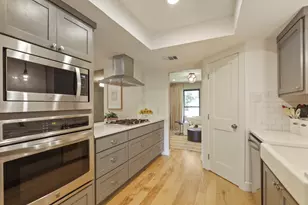4103 Oak Creek Dr, Austin, TX 78727 - Photo 11
