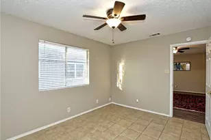 5401 Spring Meadow Rd, Austin, TX 78744 - Photo 11