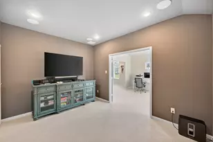 402 San Donato Dr, Austin, TX 78738 - Photo 25