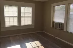 2305 Main St, Bastrop, TX 78602 - Photo 5