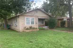 2305 Main St, Bastrop, TX 78602 - Photo 1