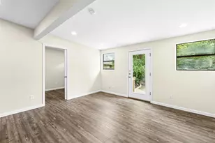 904 Philco Dr, Austin, TX 78745 - Photo 5