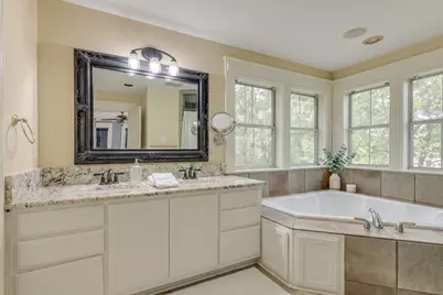 1153 San Bernard Street, Austin, TX 78702 - Photo 21