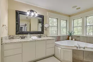1153 San Bernard St, Austin, TX 78702 - Photo 21