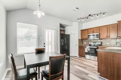 179 Valero Drive, San Marcos, TX 78666 - Photo 3