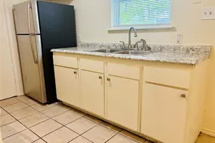 1206 Tartan Ln, Austin, TX 78753 - Photo 11