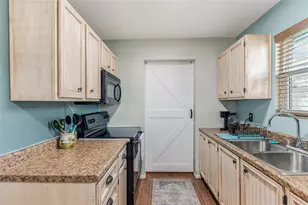 310 Water Oak St, Somerville, TX 77879 - Photo 7