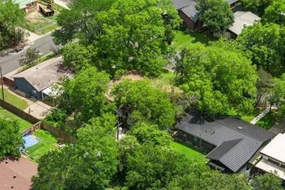1102 Southwood Road, Austin, TX 78704 - Photo 9