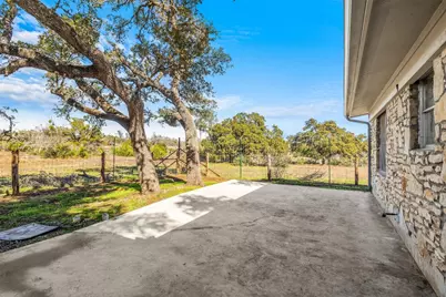 24503 Ranch Road 12 #D, Dripping Springs, TX 78620 - Photo 33