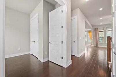 911 Cannoneer Lane, Austin, TX 78757 - Photo 7