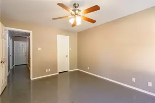 3205 Susquehanna Ln, Austin, TX 78723 - Photo 15