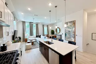 200 W 56th St, Austin, TX 78751 - Photo 5