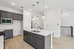 200 W 56th St, Austin, TX 78751 - Photo 9