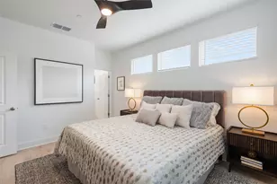 200 W 56th St, Austin, TX 78751 - Photo 13