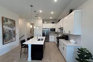 200 W 56th St, Austin, TX 78751 - Photo 9
