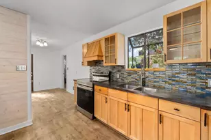 501 Twin Oaks Trail, Dripping Springs, TX 78620 - Photo 9