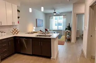 320 Goll St, Kyle, TX 78640 - Photo 11