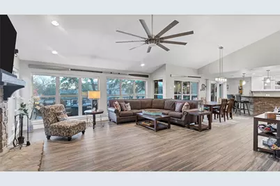450 Pecan Creek Drive, Horseshoe Bay, TX 78657 - Photo 15