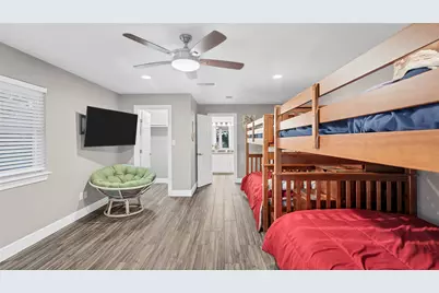 450 Pecan Creek Drive, Horseshoe Bay, TX 78657 - Photo 19